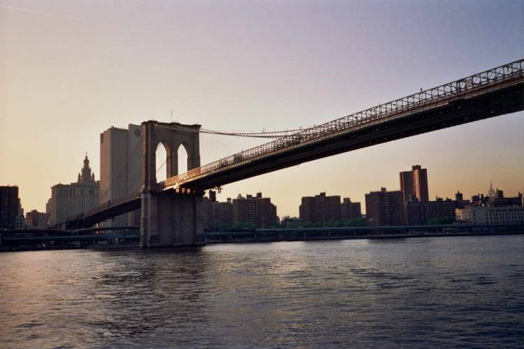 USA_1992-05-21 09-00-00_R03F22